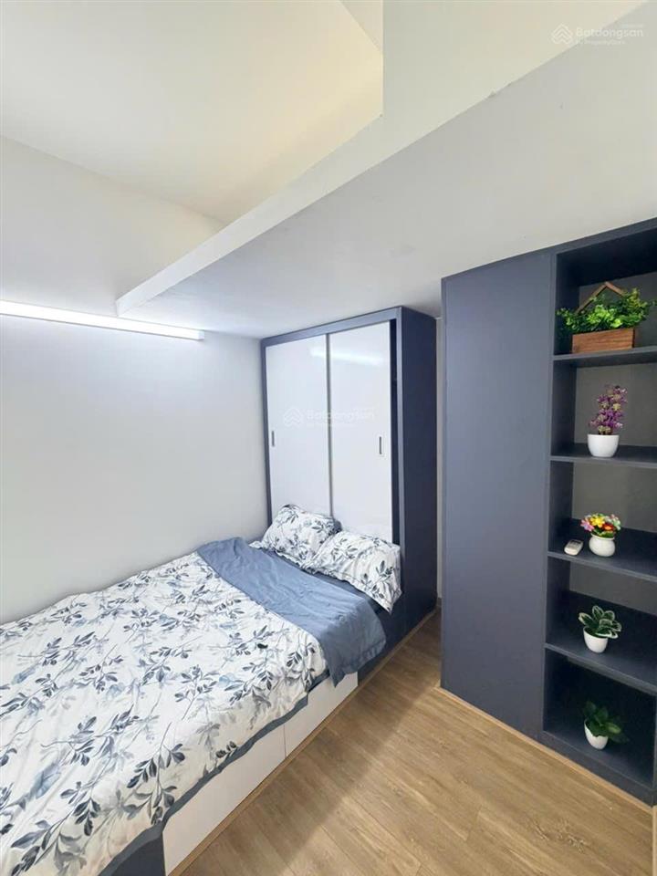 Bán rẻ ccmn nguyễn trãi 2pn 1wc dt50m2 giá 2tỷ250 đầy đủ nội thất cái dọn về ở luôn