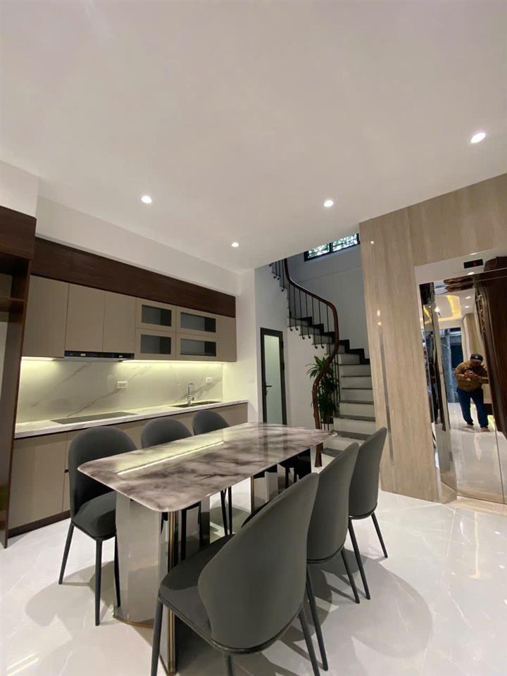 🏡 HUỲNH TẤN PHÁT – THANG MÁY FUJI – FULL NỘI THẤT CAO CẤP – NHÀ ĐẸP Ở NGAY