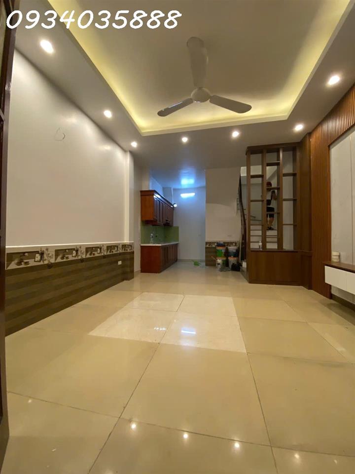 THẠCH BÀN – NHÀ ĐẸP FULL NỘI THẤT – 5 TẦNG – Ở NGAY