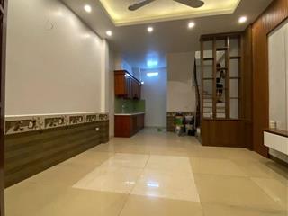 THẠCH BÀN – NHÀ ĐẸP FULL NỘI THẤT – 5 TẦNG – Ở NGAY