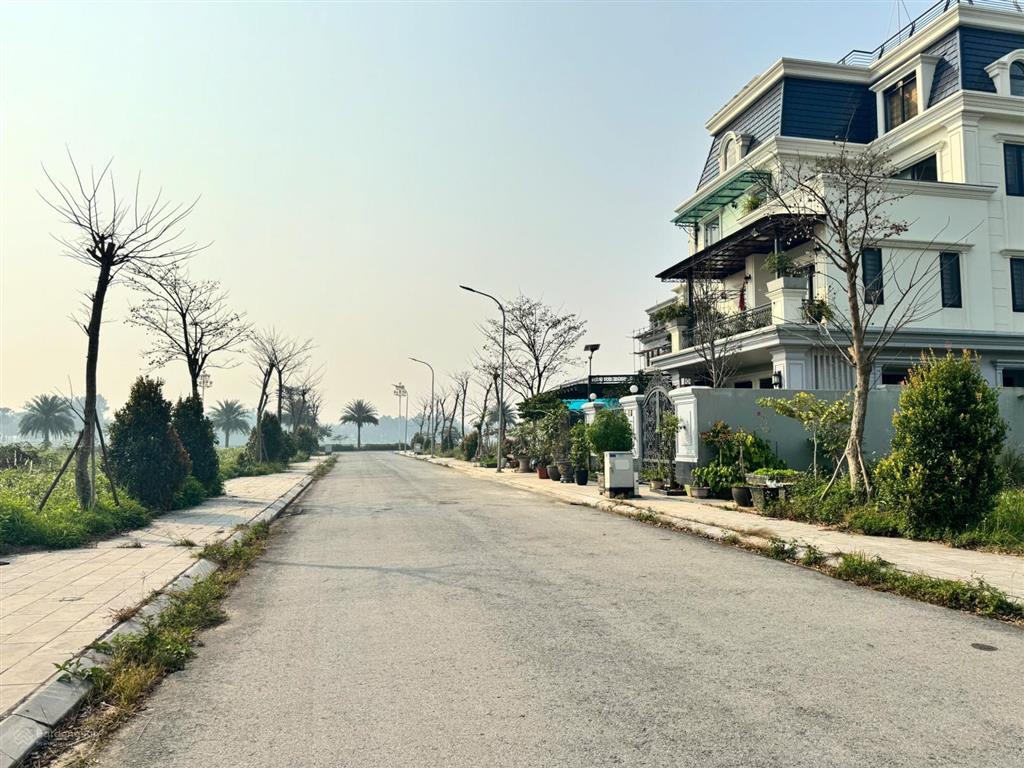 Lô biệt thự kdt sinh thái bắc đầm vạc, gần hồ, giá tốt duy nhất 1 lô