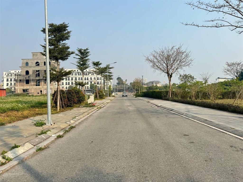 Lô biệt thự kdt sinh thái bắc đầm vạc, gần hồ, giá tốt duy nhất 1 lô