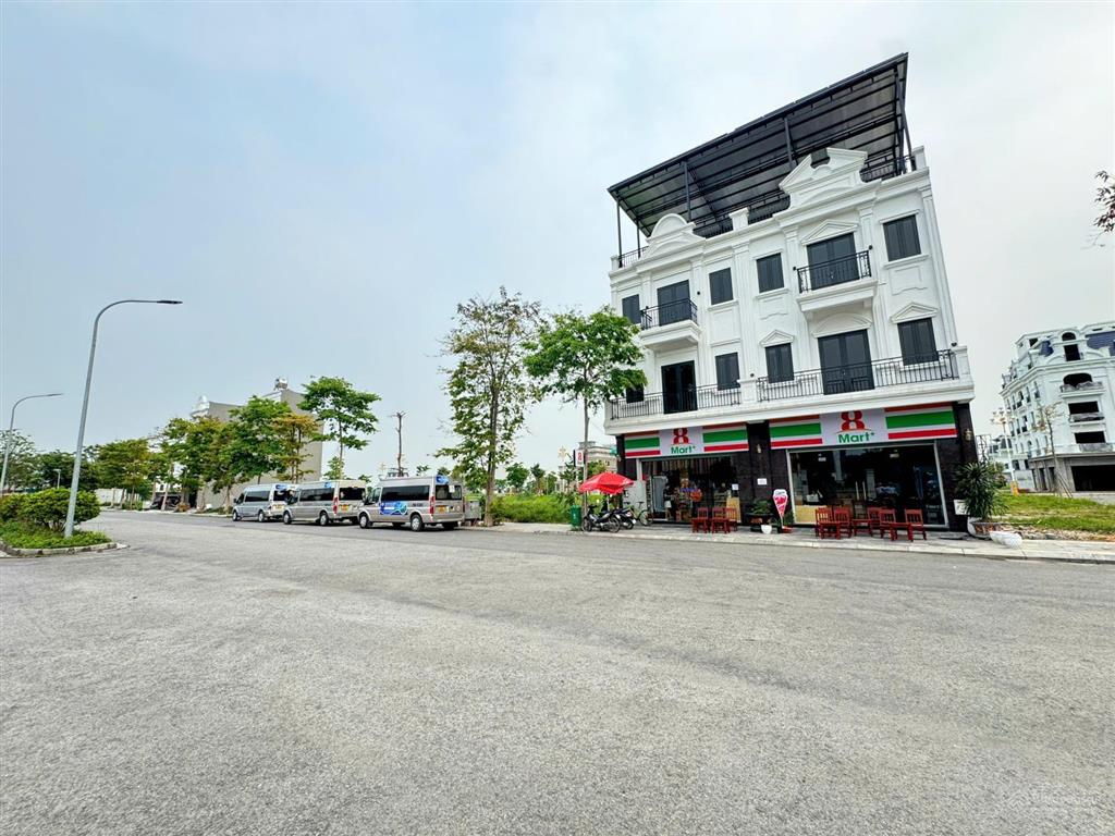 Siêu phẩm liền kề view hồ đầm vạc sát trường newton giá cực tốt