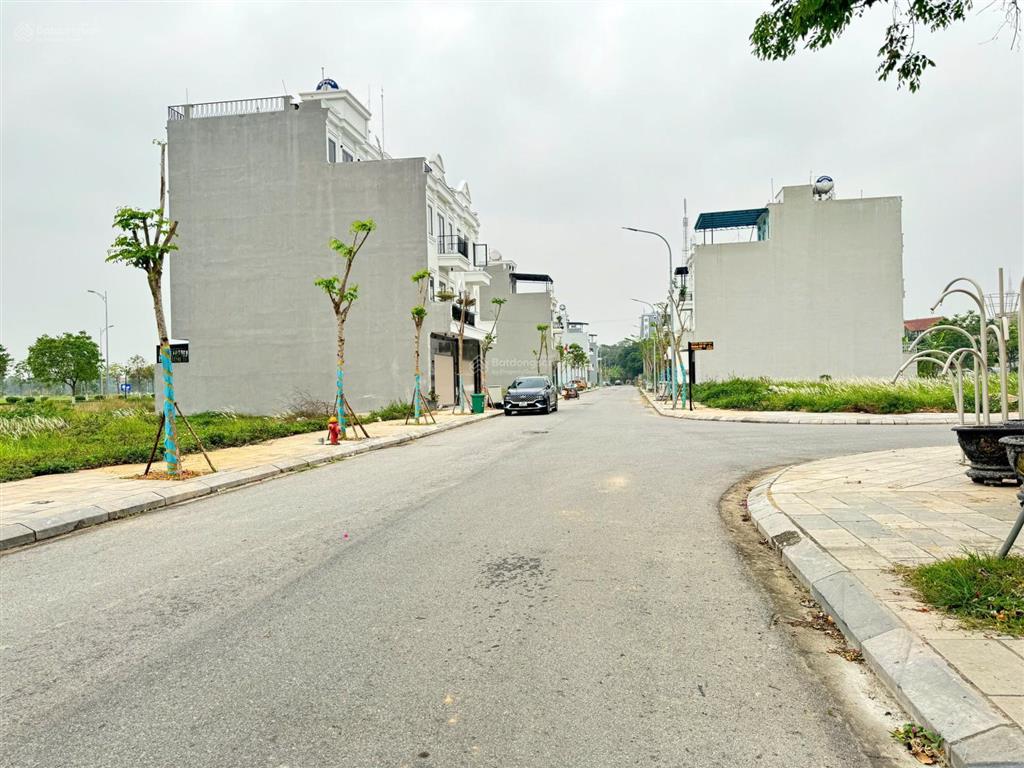 Liền kề đẹp giá cực tốt trục thông ra tổ hợp khách sạn modena tại khu đô thị bắc đầm vạc