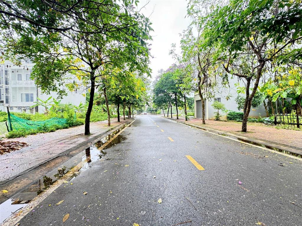 Hàng hiếm liền kề đường 16.5m hướng đông nam khu đô thị nam vĩnh yên