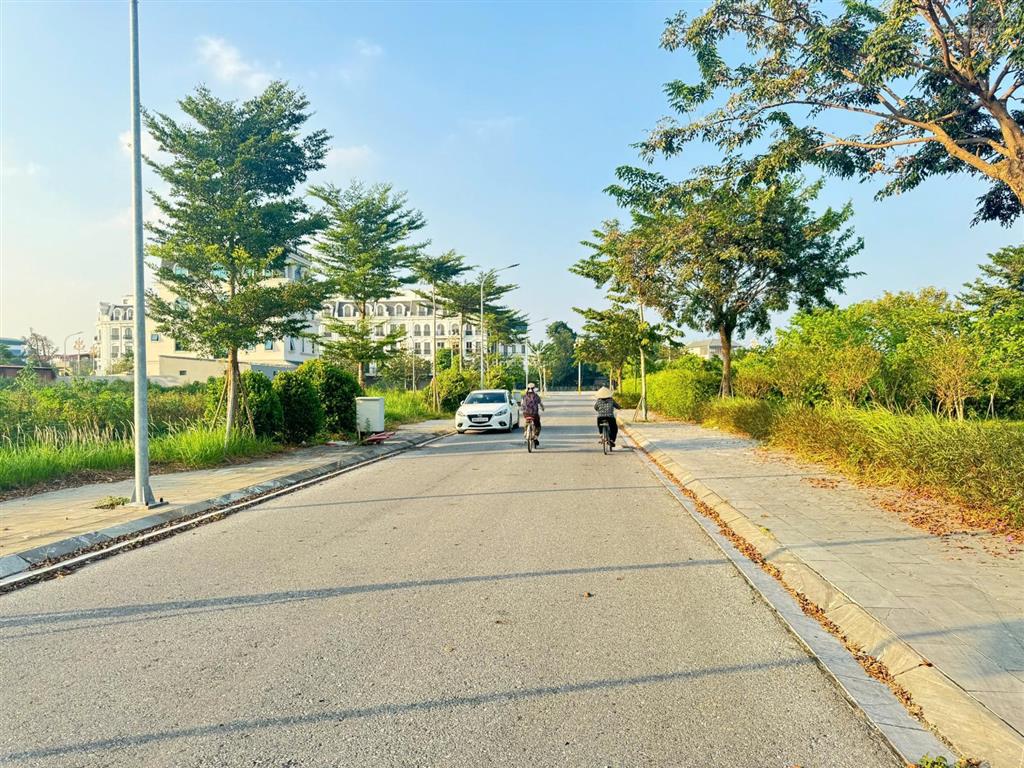 Đất biệt thự song lập siêu gần hồ, giá tốt khu đô thị sinh thái bắc đầm vạc