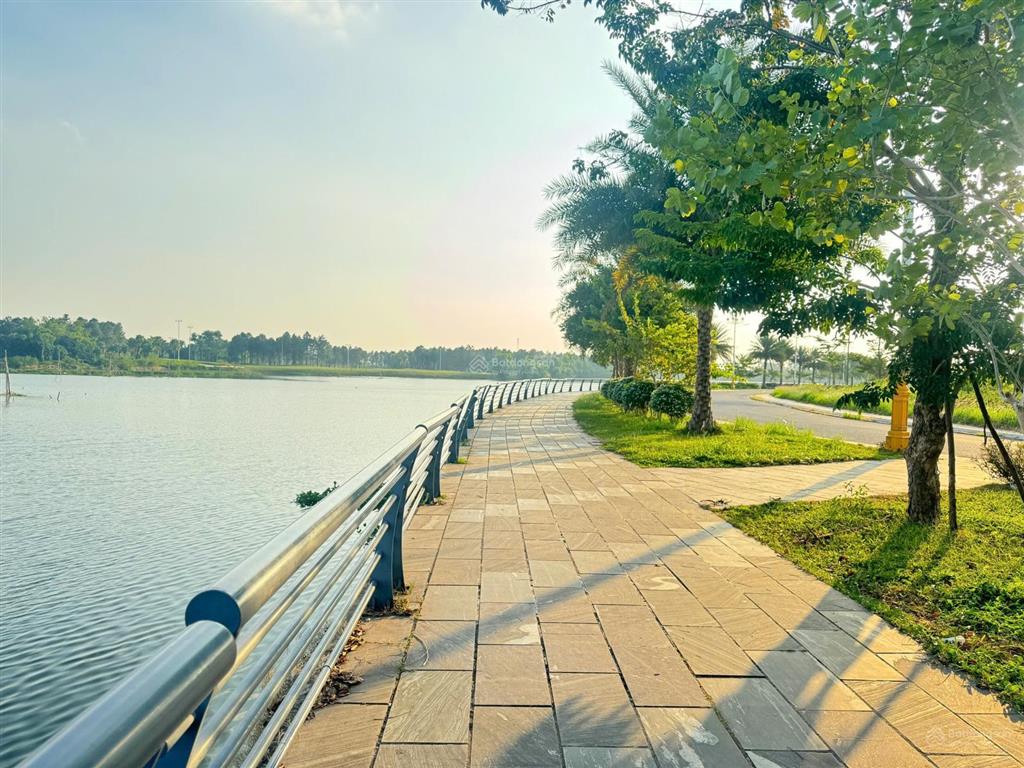 Đất biệt thự song lập siêu gần hồ, giá tốt khu đô thị sinh thái bắc đầm vạc