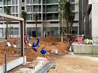 Chính chủ gửi bán căn hộ 1pn 42m2 tt , toà s5 tầng 7 trục 13 giá 3.830 bao phí   0946 578 ***