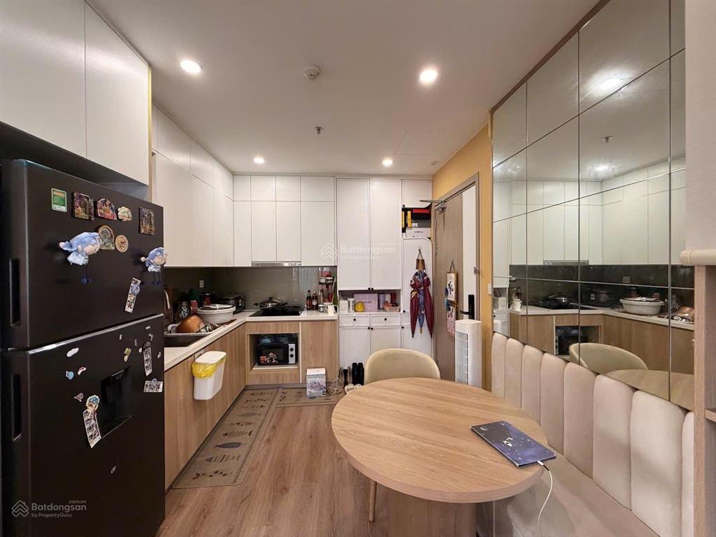 Căn 2pn+ toà i1 tầng trung, 64m² tt full đồ đẹp 5.3 tỉ tv, ban công đông nam  0946 578 ***