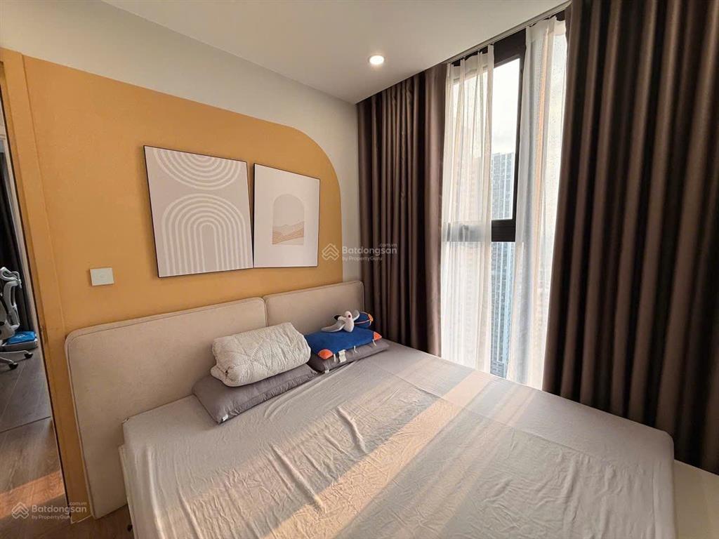 Căn 2pn+ toà i1 tầng trung, 64m² tt full đồ đẹp 5.3 tỉ tv, ban công đông nam  0946 578 ***