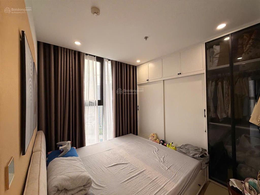 Căn 2pn+ toà i1 tầng trung, 64m² tt full đồ đẹp 5.3 tỉ tv, ban công đông nam  0946 578 ***