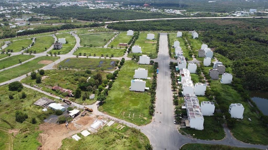 Chính chủ giảm 600tr bán gấp đất kdc the star village đường 12m giá tốt  trả trước chỉ 1,2 tỷ