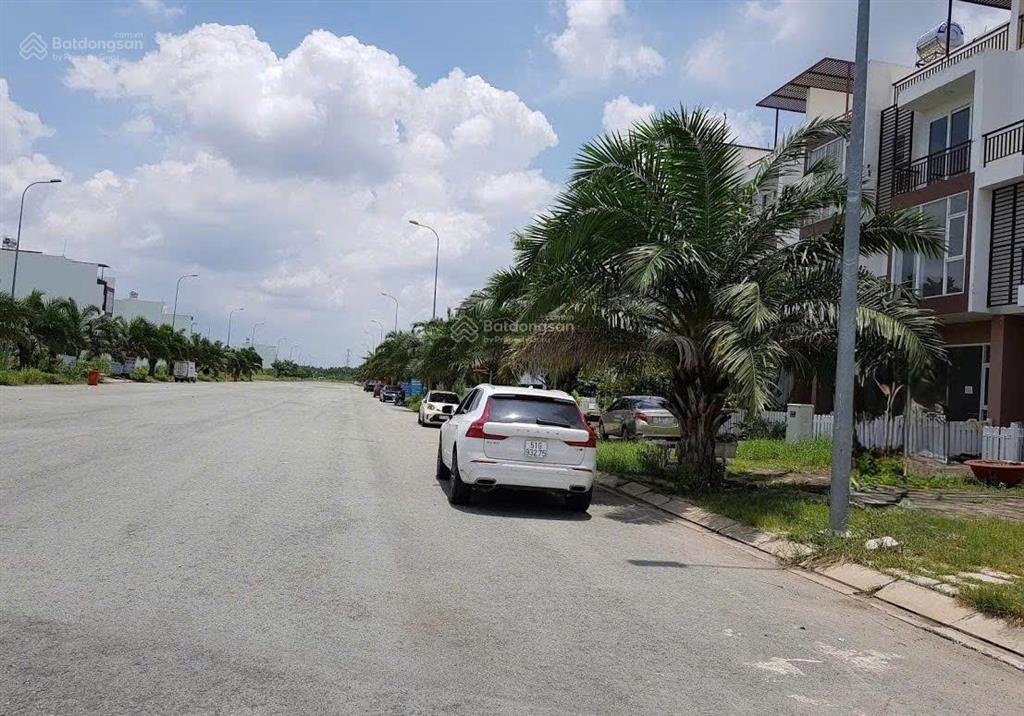Chính chủ giảm 600tr bán gấp đất kdc the star village đường 12m giá tốt  trả trước chỉ 1,2 tỷ