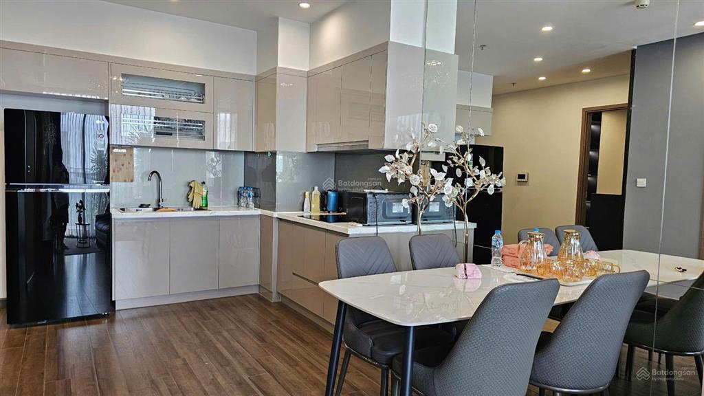 5,3 tỷ căn 2 ngủ 2wc tòa s6 view đầm sen symphony  0934 655 ***