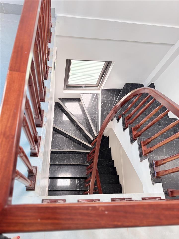 Bán nhà xây mới thanh đàm  nguyễn khoái 30m2  5 tầng  giá 5,9x tỷ