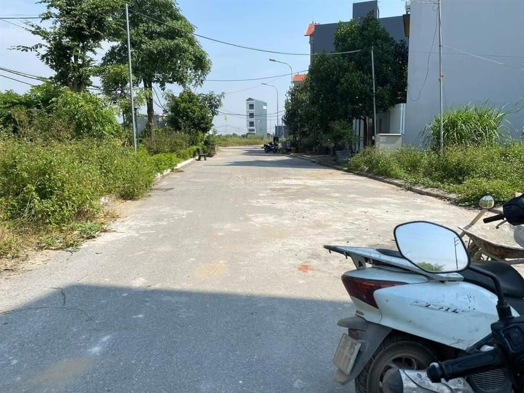 Chính chủ lô 143m2 đất dịch vụ song phương, sơn đồng, hà nội, km 10 đại lộ thăng long