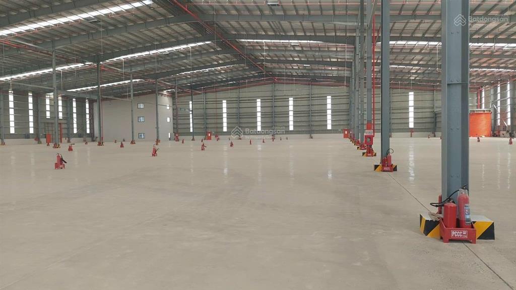 Cho thuê kho xưởng 15.000m2 khu công nghiệp yên mỹ hưng yên .( chia nhỏ diện tích linh hoat)
