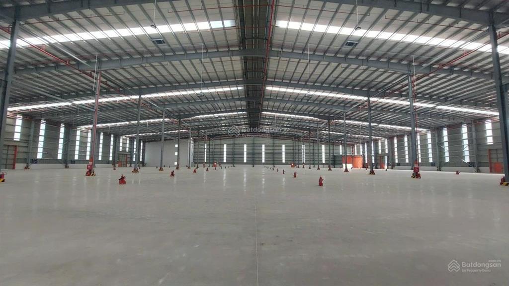 Cho thuê kho xưởng 15.000m2 khu công nghiệp yên mỹ hưng yên .( chia nhỏ diện tích linh hoat)