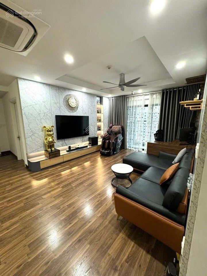 Bán căn hộ 3 ngủ tòa thăng long tower yên hòa, 33 mạc thái tổ(cạnh trường thcs cầu giấy)6 tỷ 97.5m2