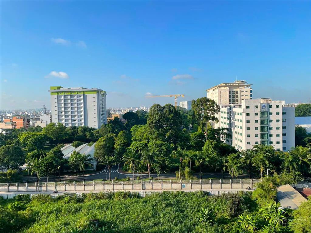 Bán gấp căn hộ hưng ngân, q12, 68m2, 2pn, 2wc, full nội thất, có sổ, giá 2,5 tỷ.  0976 028 ***