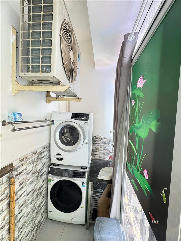 Cho thuê căn hộ cc flemington, quận 11, 90m2, 3pn,2wc, full nội thất, giá 20tr/tháng.  0976 028 ***