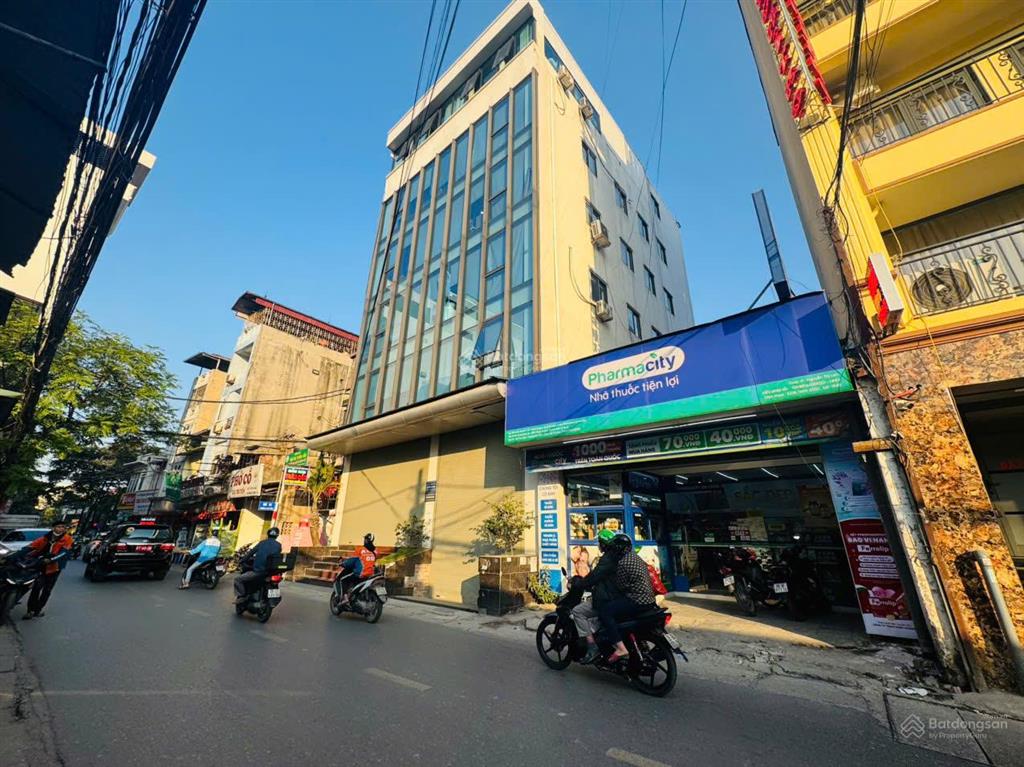Chính chủ bán nhà mặt đường phú diễn 112m2, vỉa hè đá bóng kinh doanh sầm uất, xây tòa văn phòng.