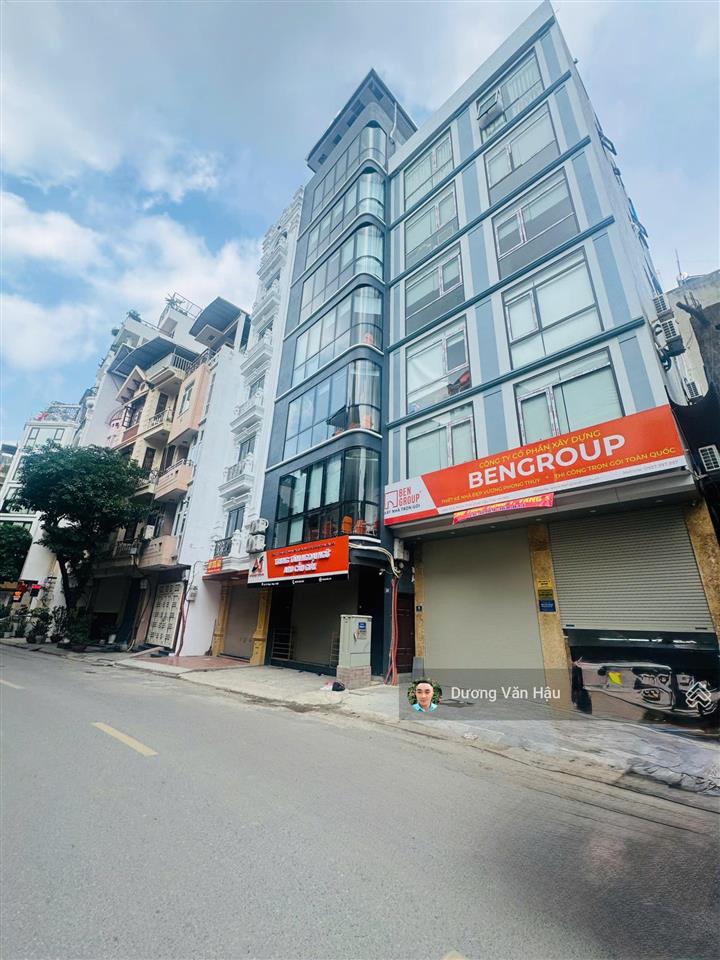 Chính chủ bán nhà mặt phố mai dịch 70m2  7 tầng thang máy, 2 thoáng, vỉa hè kinh doanh giá 29 tỷ.