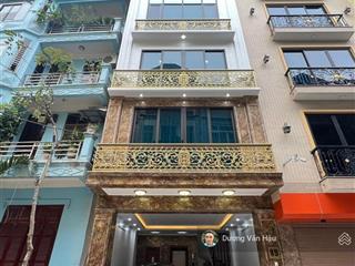 Chính chủ bán nhà đường hoàng quốc việt 38m2, 2 mặt thoáng, thang máy, kinh doanh, giá 15 tỷ.