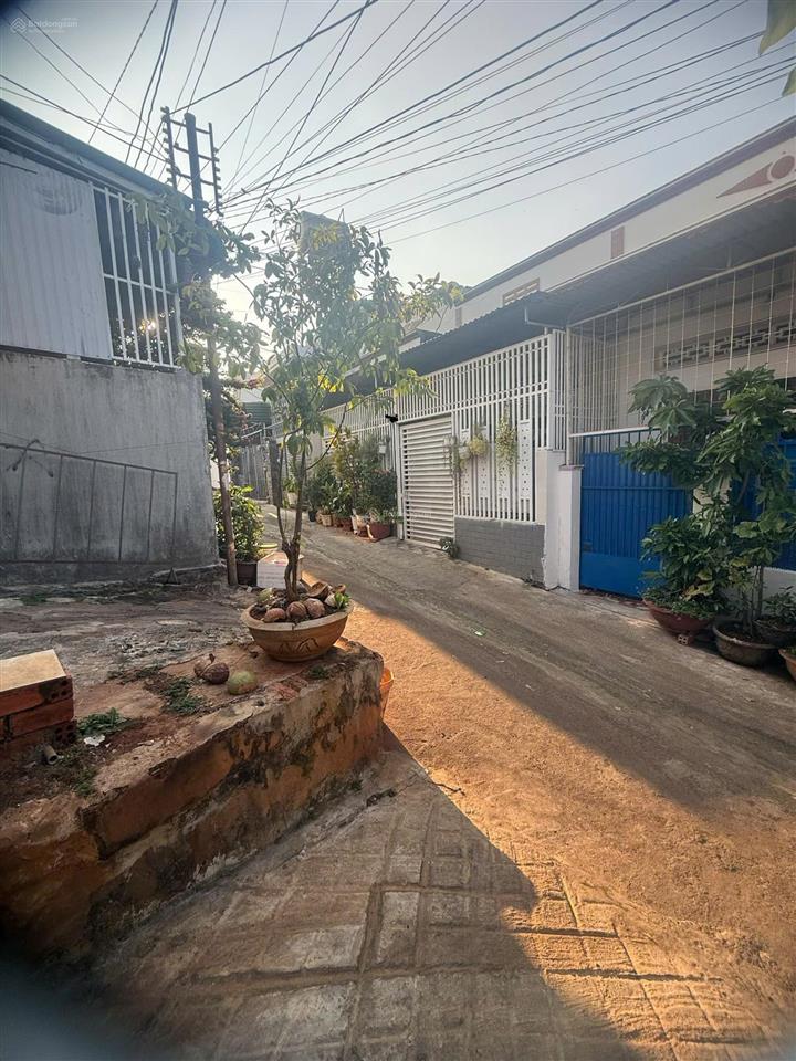 Chính chủ bán gấp nhà hẻm 112 nguyễn tri phương, giá 3,1 tỷ full thổ cư, có thương lượng