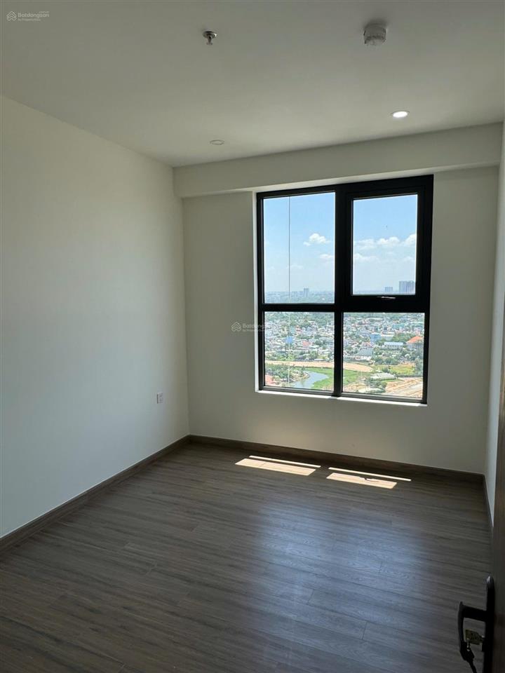 Cho thuê cc a&t sky garden giá 6 triệu, 2pn, 2wc cọc 1 tháng, miễn phí quản lý