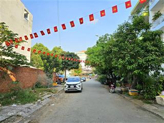 Chuyển nhượng lô đất 110m mặt tiền đường nhựa 12m dự án công ích quận 2