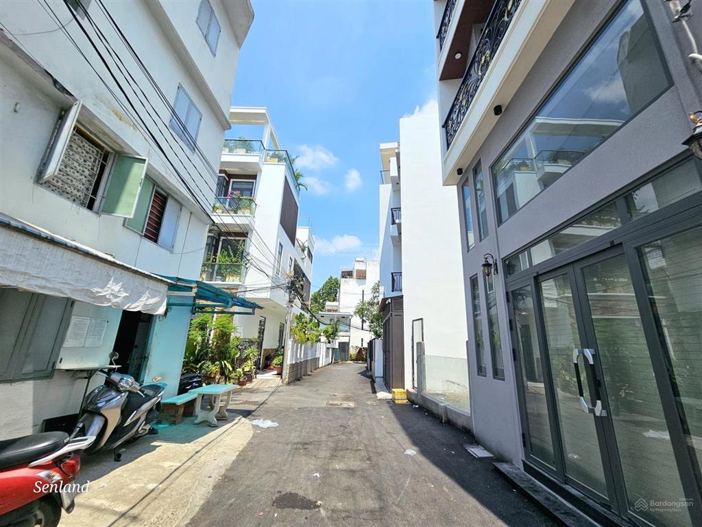 Bán nhà 1 trệt lửng 2 lầu tum sân thượng đường số 5 bình trưng tây quận 2 thủ đức