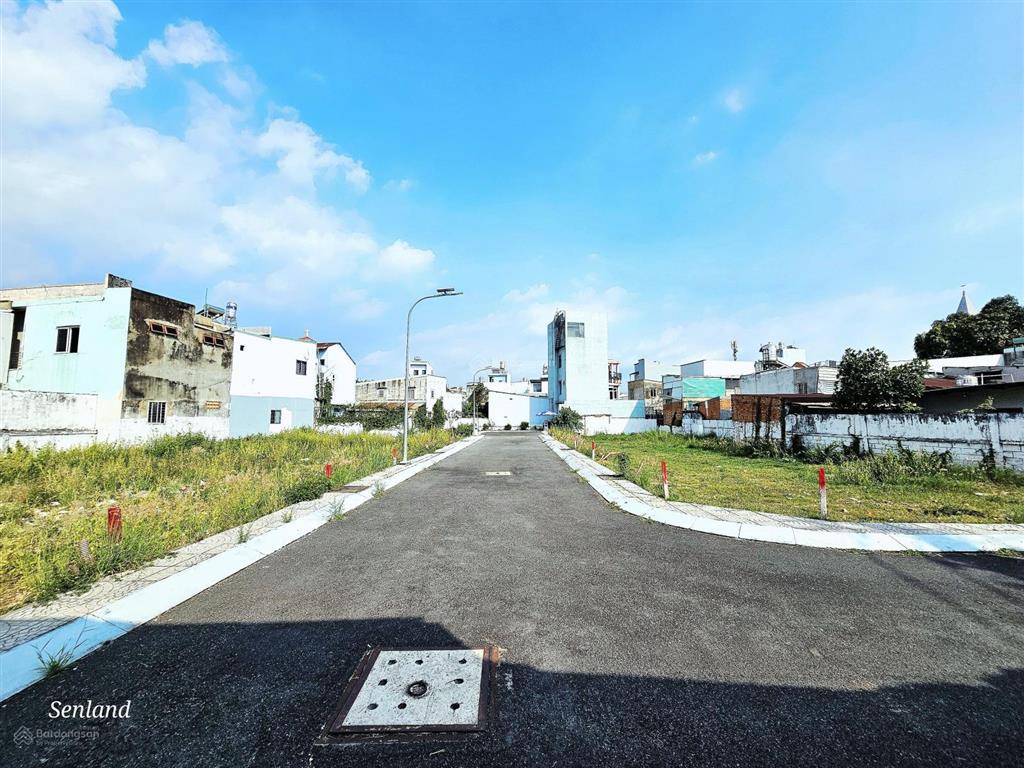 Chuyển nhượng nền đất ngang 5m trong khu compound, đường nhựa 9m phường bình trưng đông tp thủ đức