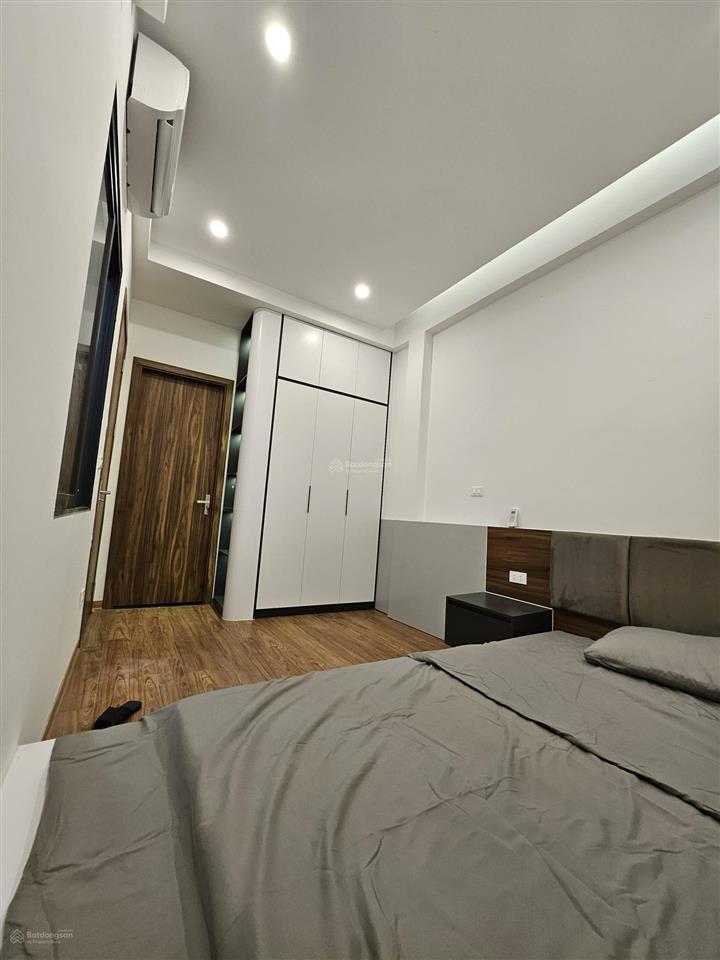 Bán nhà trung liệt đống đa 70m2 x 6 tầng thang máy, ô tô vào nhà, giá 25.5 tỷ