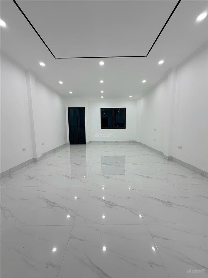 Phố đi bộ trịnh công sơn  view hồ tây  7 tầng thang máy  kinh doanh đỉnh cao