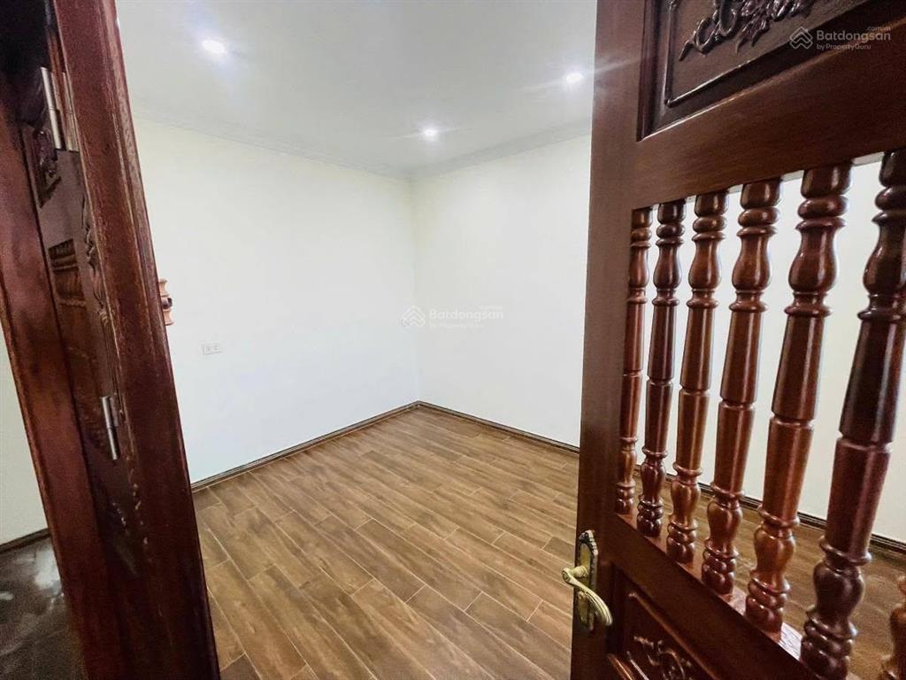 Building 8 tầng ba đình mặt tiền 7m ô tô tránh thang máy kinh doanh siêu dòng tiền