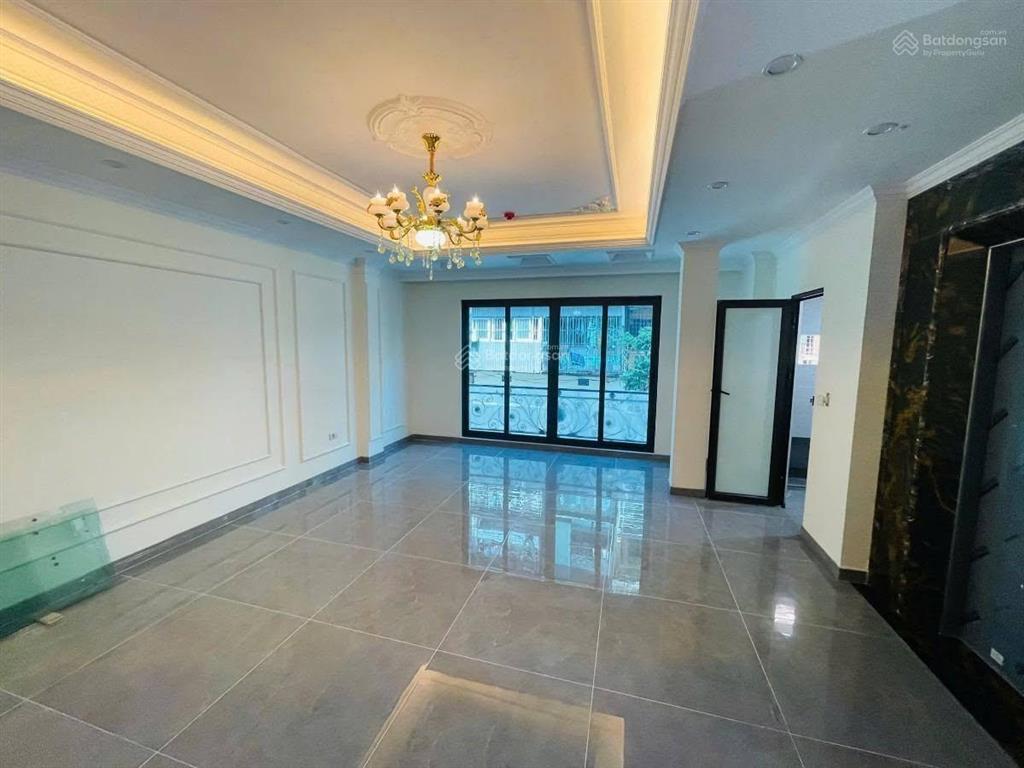 Building 8 tầng ba đình mặt tiền 7m ô tô tránh thang máy kinh doanh siêu dòng tiền