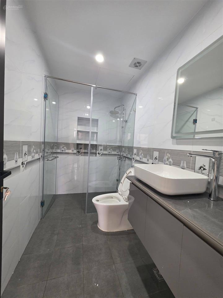 Siêu phẩm dương quảng hàm 50m2*7 tầng, thang máy, ô tô vào nhà, giá 22,5 tỷ
