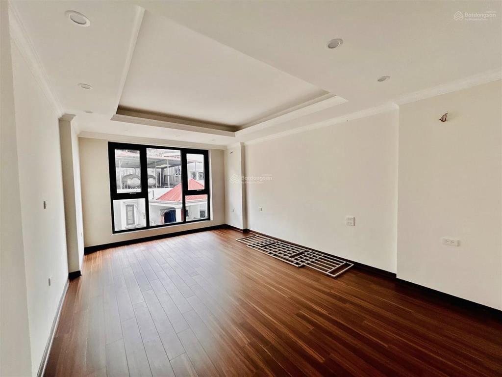 Nhà mới hào nam, đống đa ngõ thông, kinh doanh khủng, thang máy, 55m2*7t giá 23 tỷ
