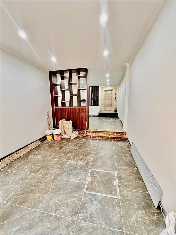 Nhà mới hào nam, đống đa ngõ thông, kinh doanh khủng, thang máy, 55m2*7t giá 23 tỷ