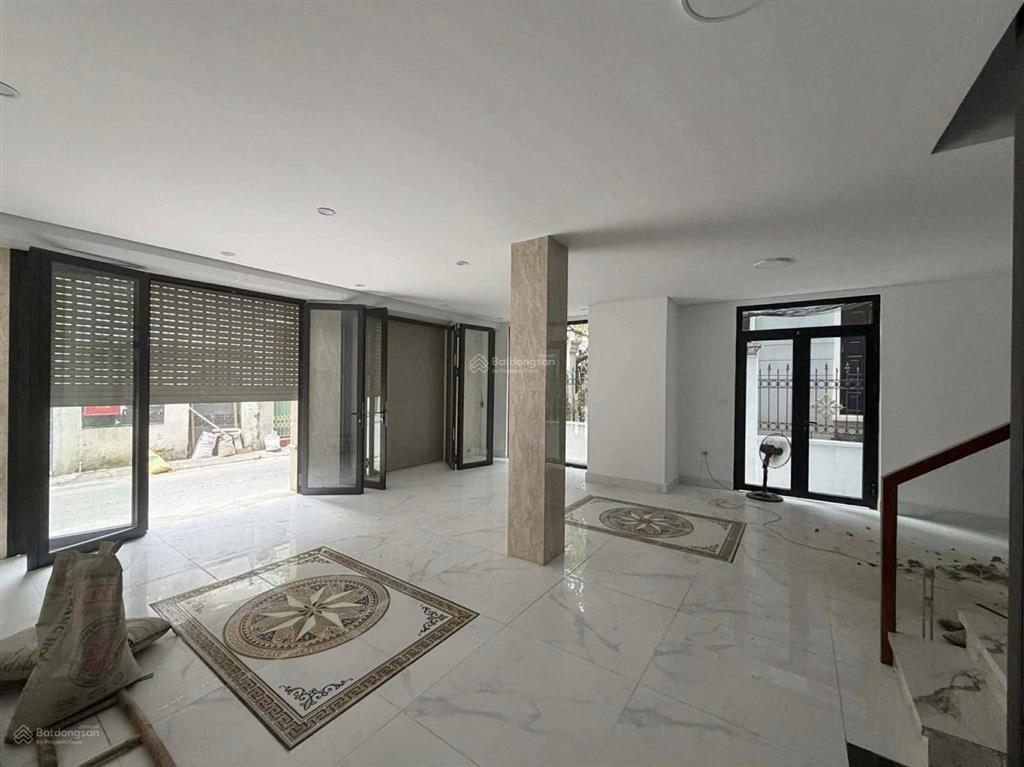 Siêu phẩm hoàng đạo thành lô góc 2 thoáng 7 tầng thang máy ôtô tránh ở + kinh doanh đỉnh