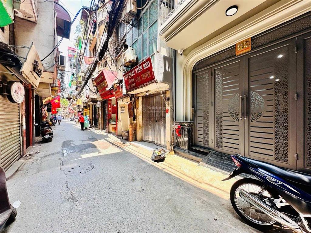 Bán nhà mới phố chợ khâm thiên, đống đa ô tô tr, kinh doanh, thang máy, 50m2 x 8t, giá 23 tỷ