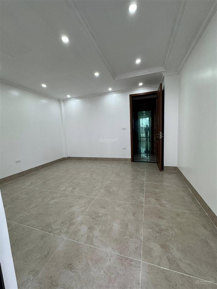 Bán liền kề tổng cục v tân triều, thanh trì ô tô tránh, vỉa hè, thang máy, 65m2 x 7t, giá 21.3 tỷ