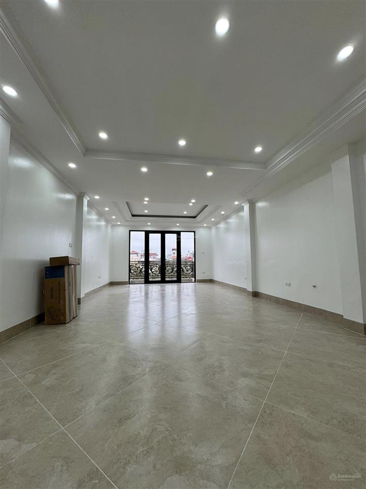 Bán liền kề tổng cục v tân triều, thanh trì ô tô tránh, vỉa hè, thang máy, 65m2 x 7t, giá 21.3 tỷ