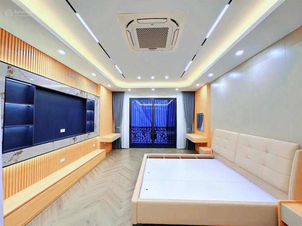 Bán nhà phùng chí kiên, cầu giấy 60m2x7t thang máy, ô tô tránh, phân lô giá 29.5 tỷ