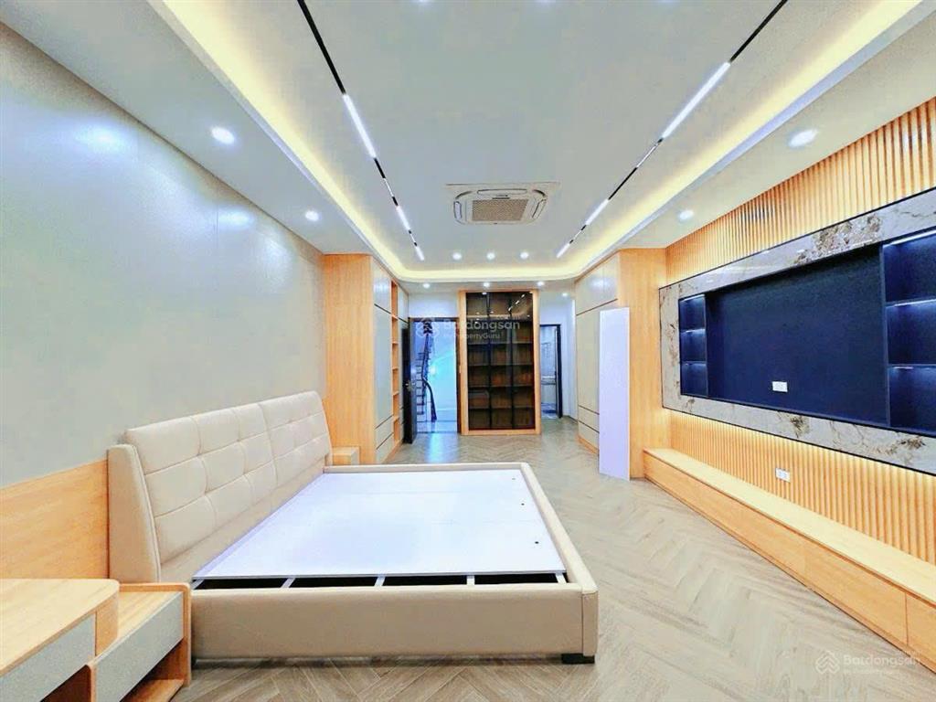 Bán nhà phùng chí kiên, cầu giấy 60m2x7t thang máy, ô tô tránh, phân lô giá 29.5 tỷ