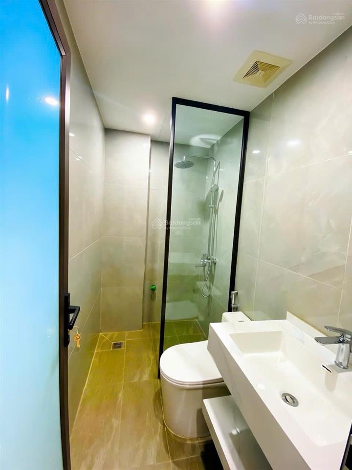Bán nhà mới đường 800a, cầu giấy 50m2x7t thang máy, ô tô tránh, thông  26,8 tỷ
