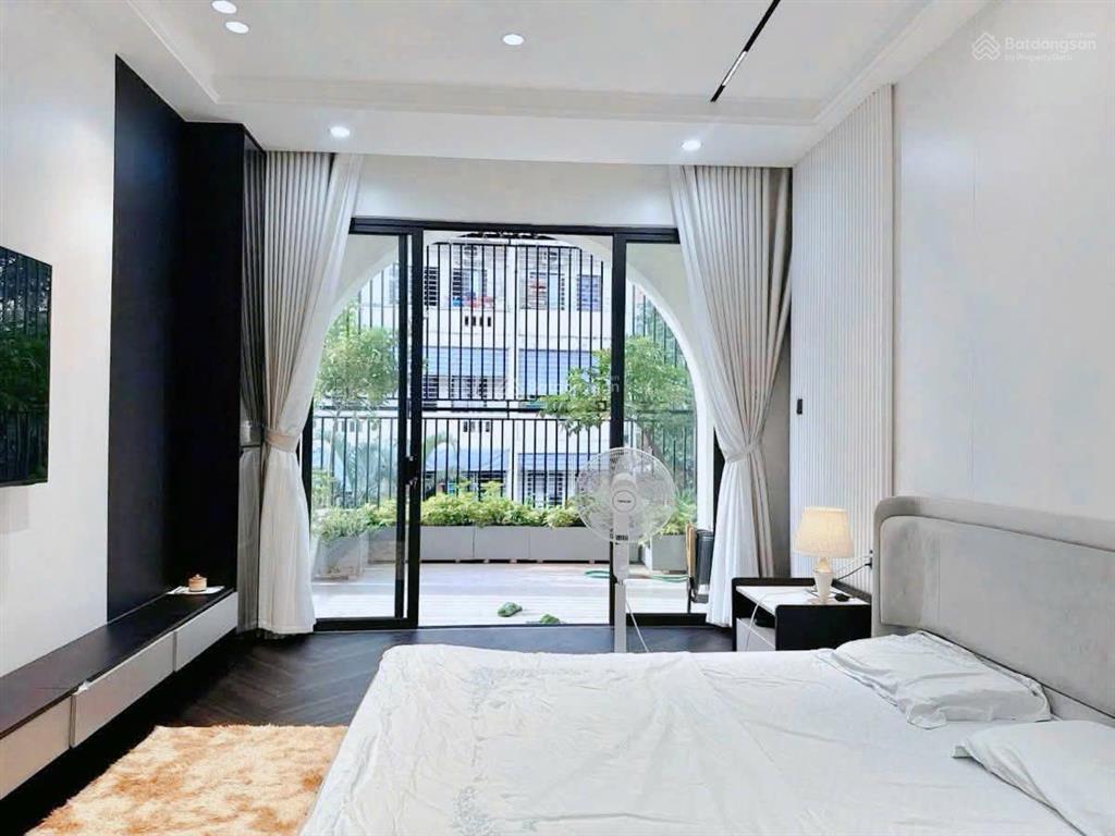 Bán nhà phân lô nguyễn phong sắc cầu giấy 60m2 7t thang máy, vỉa hè, ô tô tránh 33.5 tỷ