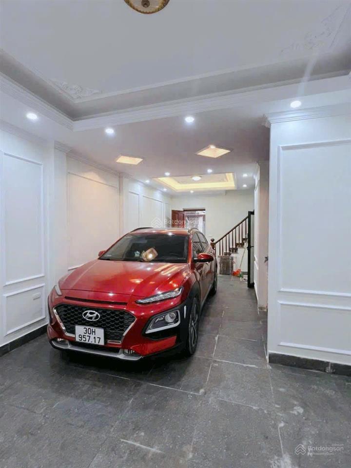 Bán nhà mới siêu đẹp phố dương quảng hàm, cầu giấy 50m2x7t thang máy, ô tô vào  22,8 tỷ