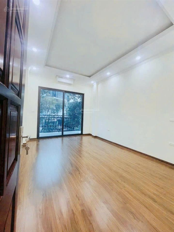 Bán nhà mới siêu đẹp phố dương quảng hàm, cầu giấy 50m2x7t thang máy, ô tô vào  22,8 tỷ